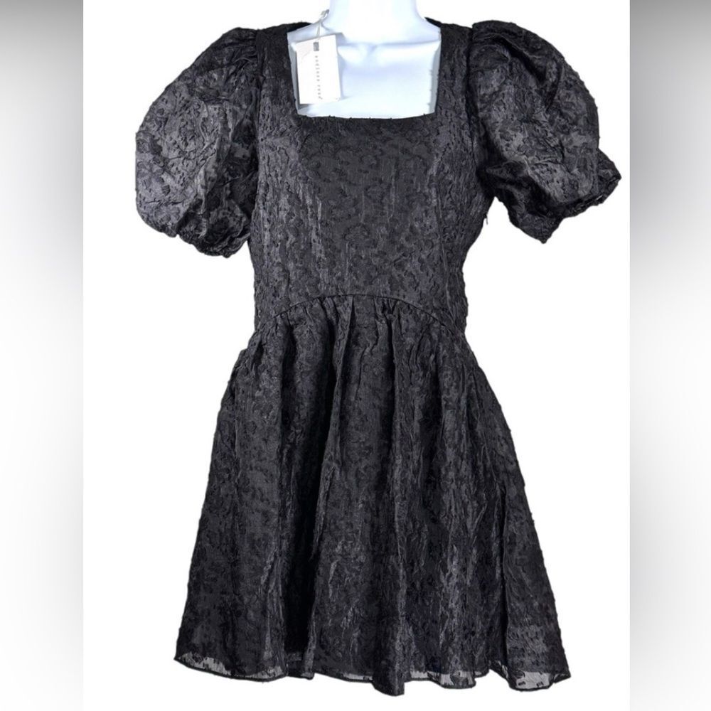 NWT Umgee Black floral Jacquard Puff sleeve Smocked mini Dress NEW Size MED